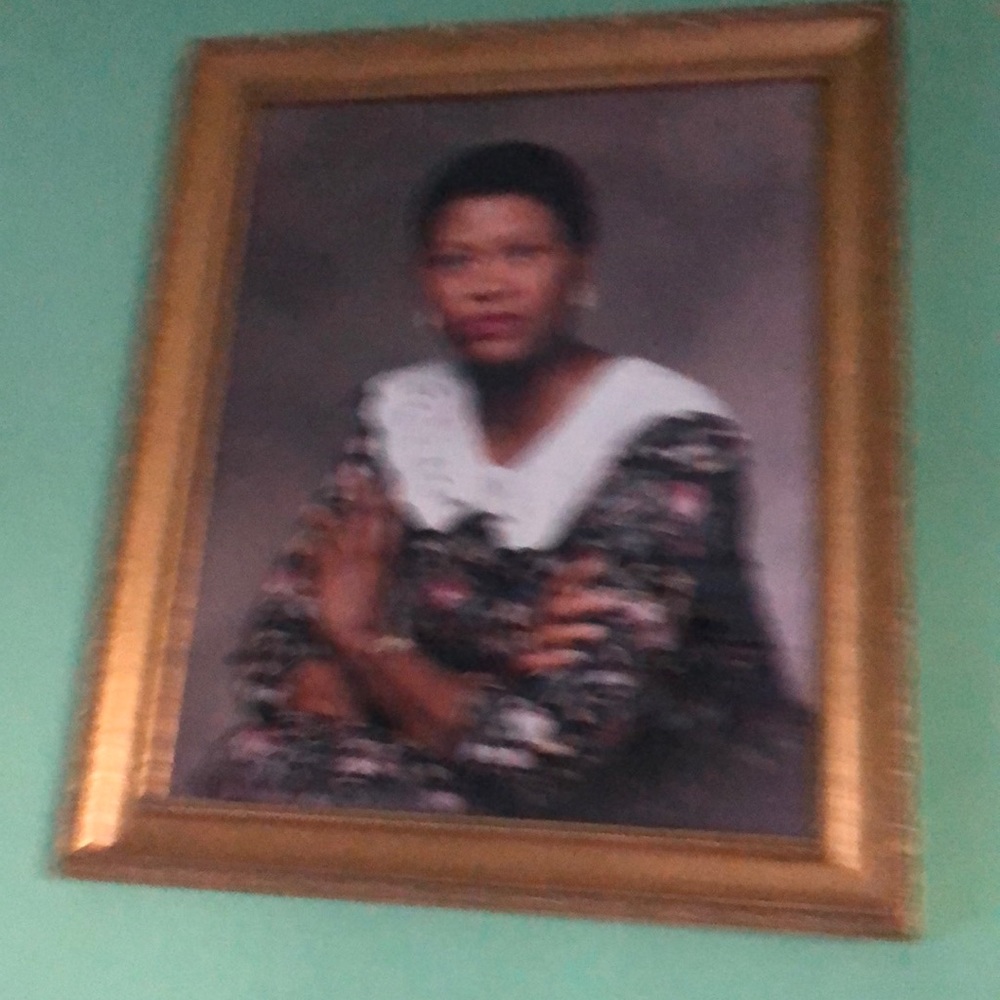 Meet your Posher, Brenda